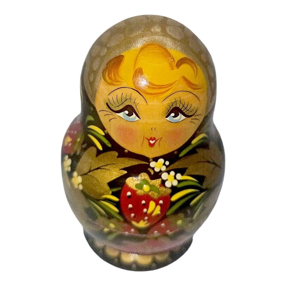 VTG Hand-Painted Russian Nesting‎ Dolls 9 Pieces Strawberry Details Dated 1998